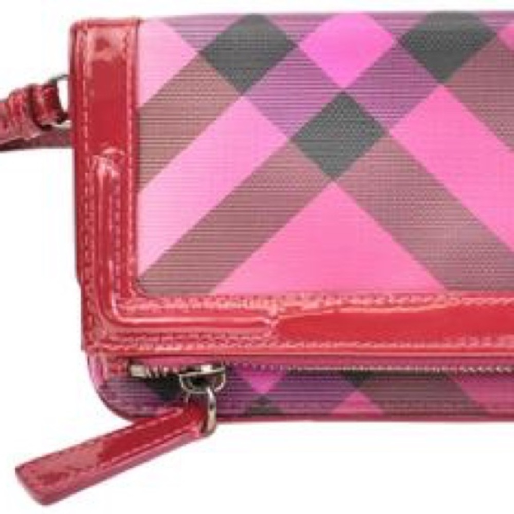 Burberry Berry Pink leather nova cheek wristlet